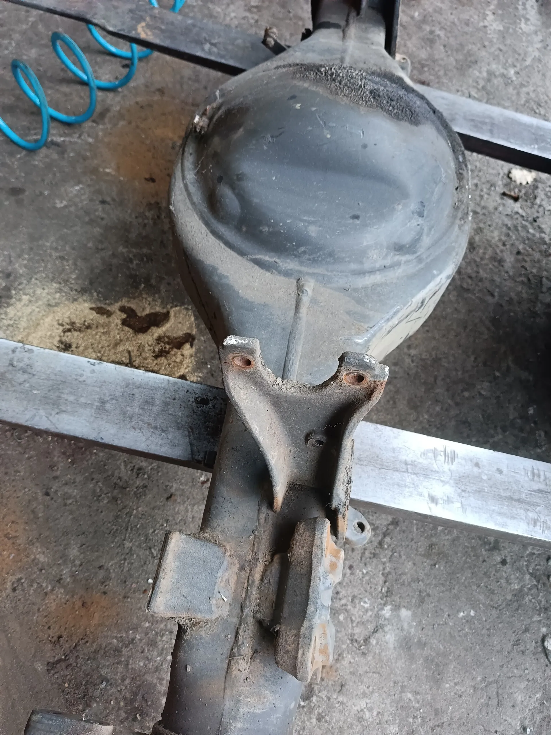 Задний мост  Мерседес-бенц Варио 40:11