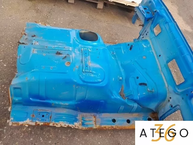 Тоннель с лонжеронами Мерседес-Бенц Атего 1224 Тоннель с лонжеронами Мерседес-Бенц Атего 1224
