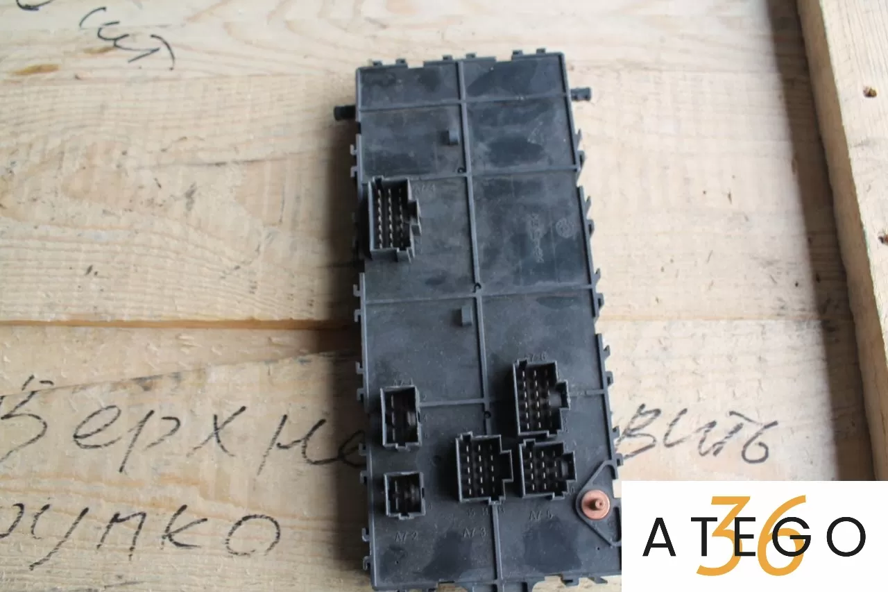 0015432015 блок предохранителей Mercedes Atego 0015432015 блок предохранителей Mercedes Atego