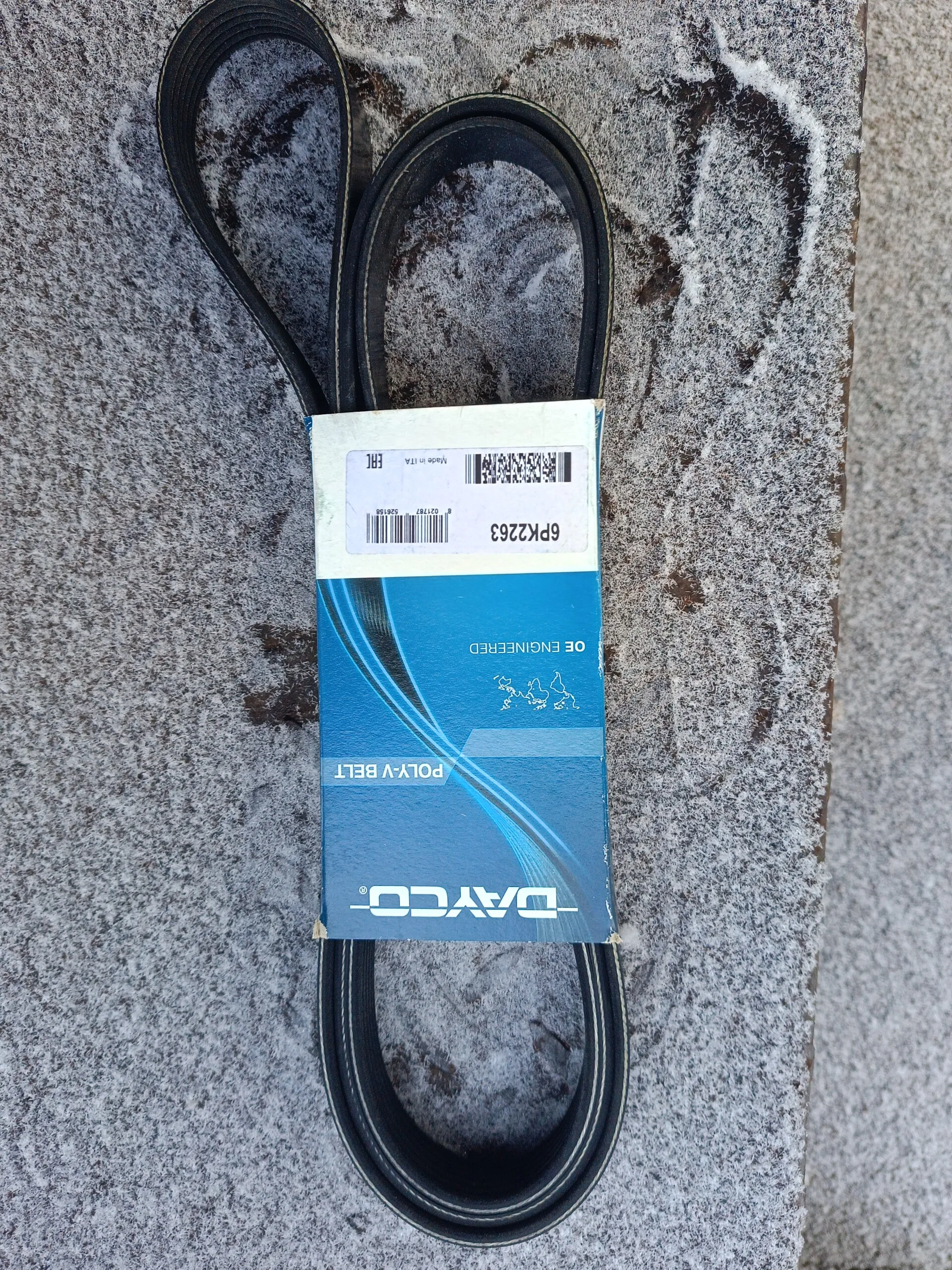 ремень генератора Мерседес-Бенц  6PK2263