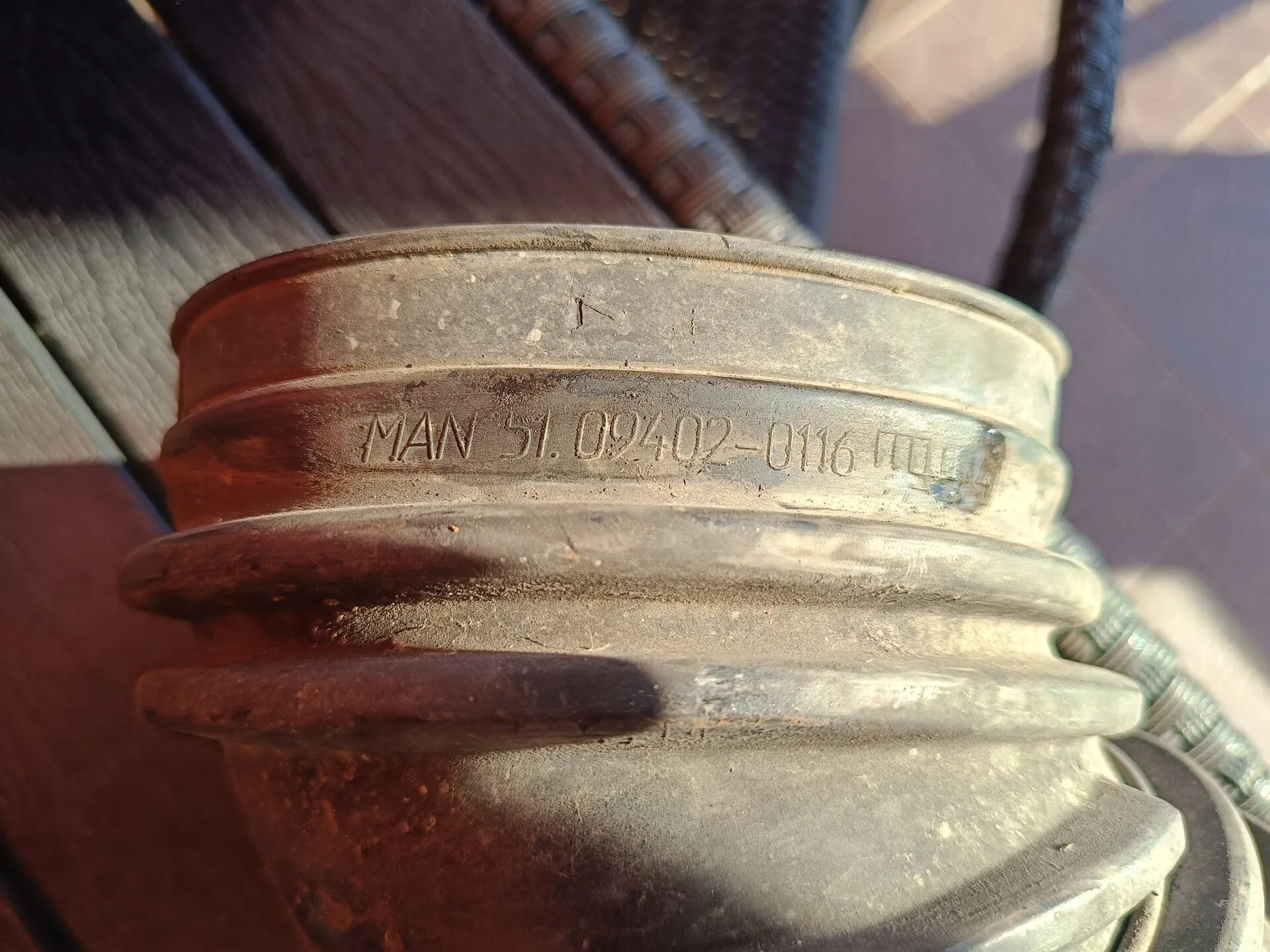 51.09402-0116 патрубок турбины MAN TGL