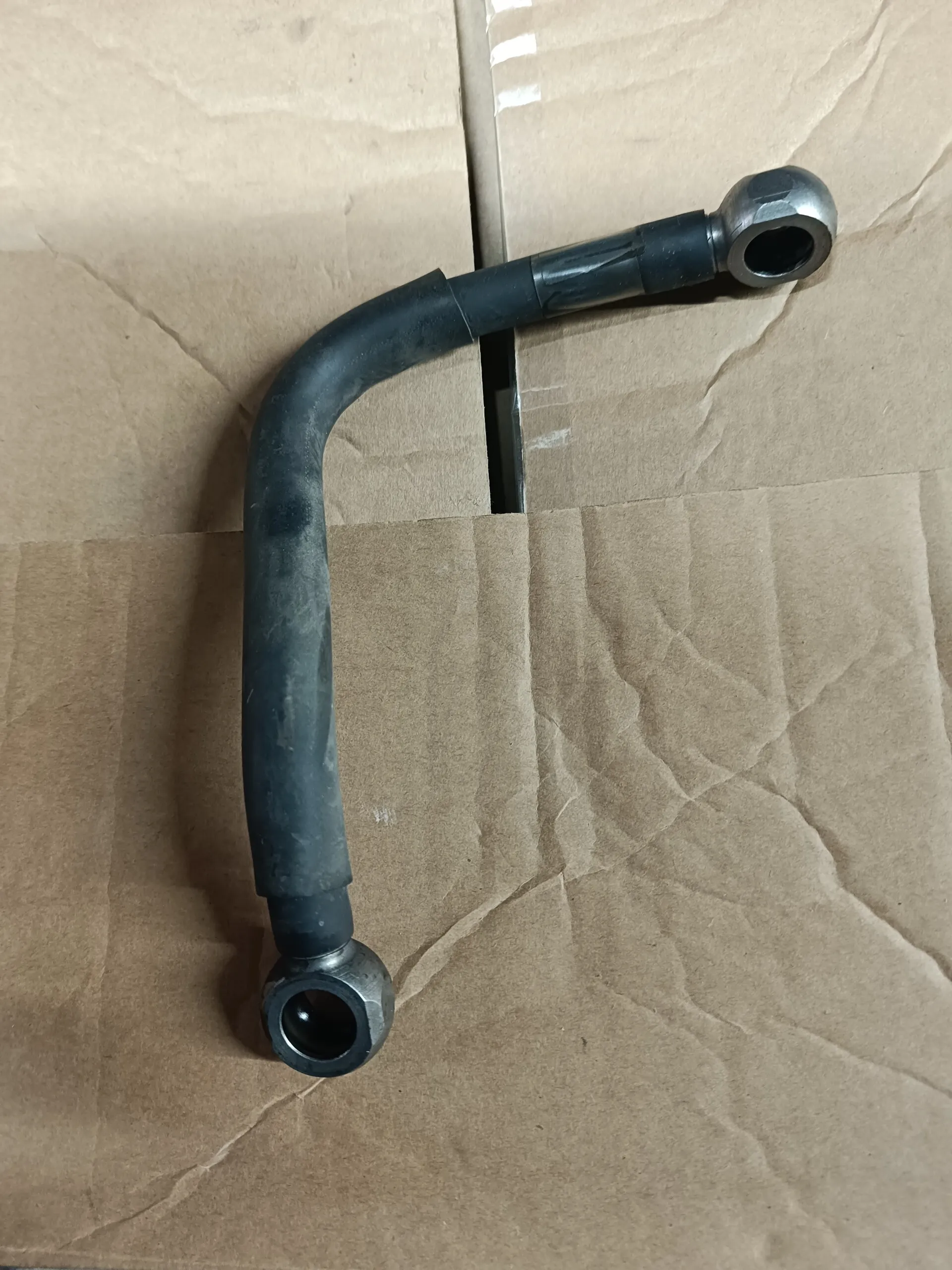 Трубопровод топливный от фильтра к ТННД Mercedes-Ben Atego