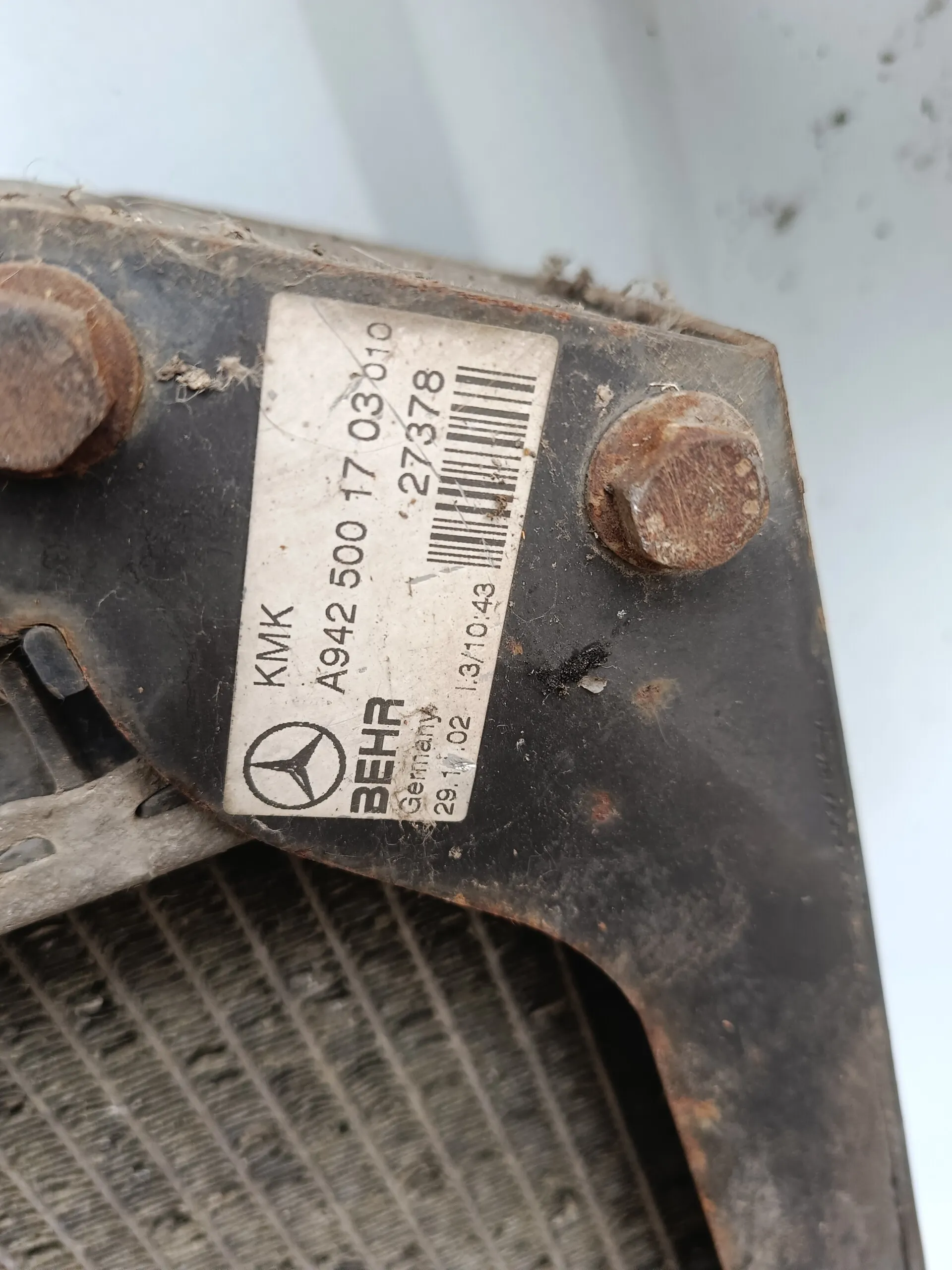 A9425001703 радиатор охлаждения Mercedes-Benz Actros A9425001703 радиатор охлаждения Mercedes-Benz Actros