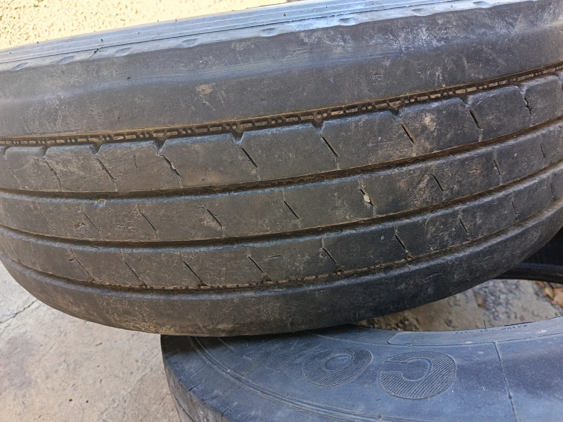 резина 295/60R22,5 MATADOR резина 295/60R22,5 MATADOR